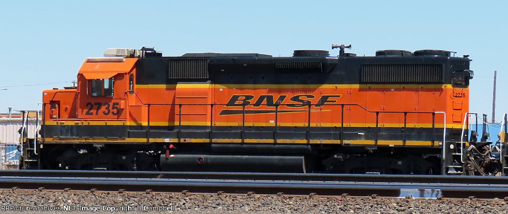 BNSF 2735